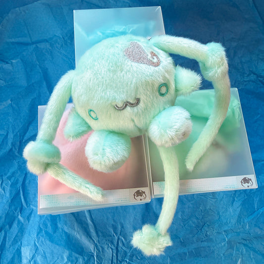 "Petite creature" keychain - alldollscode