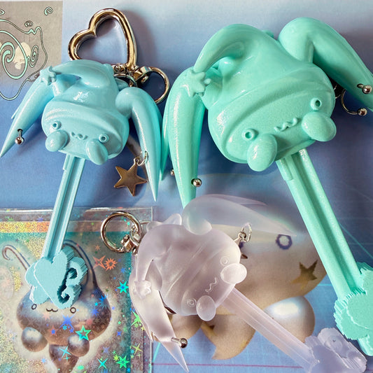 “Bigger Angel” charm - alldollscode