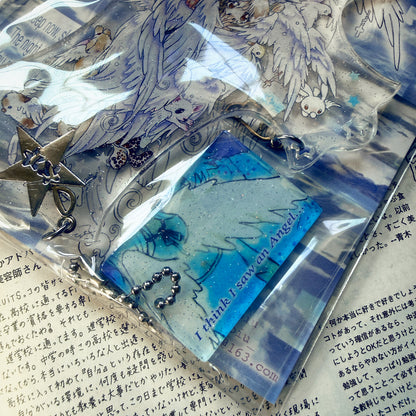 “Born from wings” keychain + charm set - Oliwa