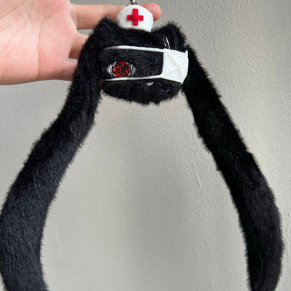 "Nurse emo cat" keychain (black ver.) - Mewgodow
